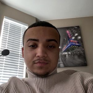 Meet your Posher, Zay